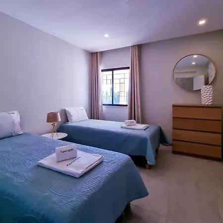 Flh Summer Flat With Pool Apartmán *